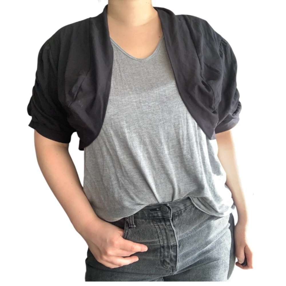 Vintage Y2K 2000s Black Cropped Bolero Shrug Ruffled Short Sleeves Black S/M